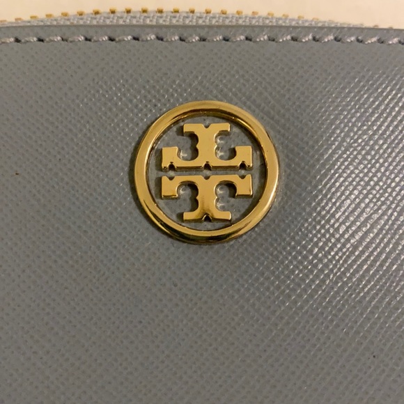 Tory Burch small makeup bag. - Picture 2 of 6